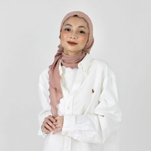 Talia Triangle in Old Rose