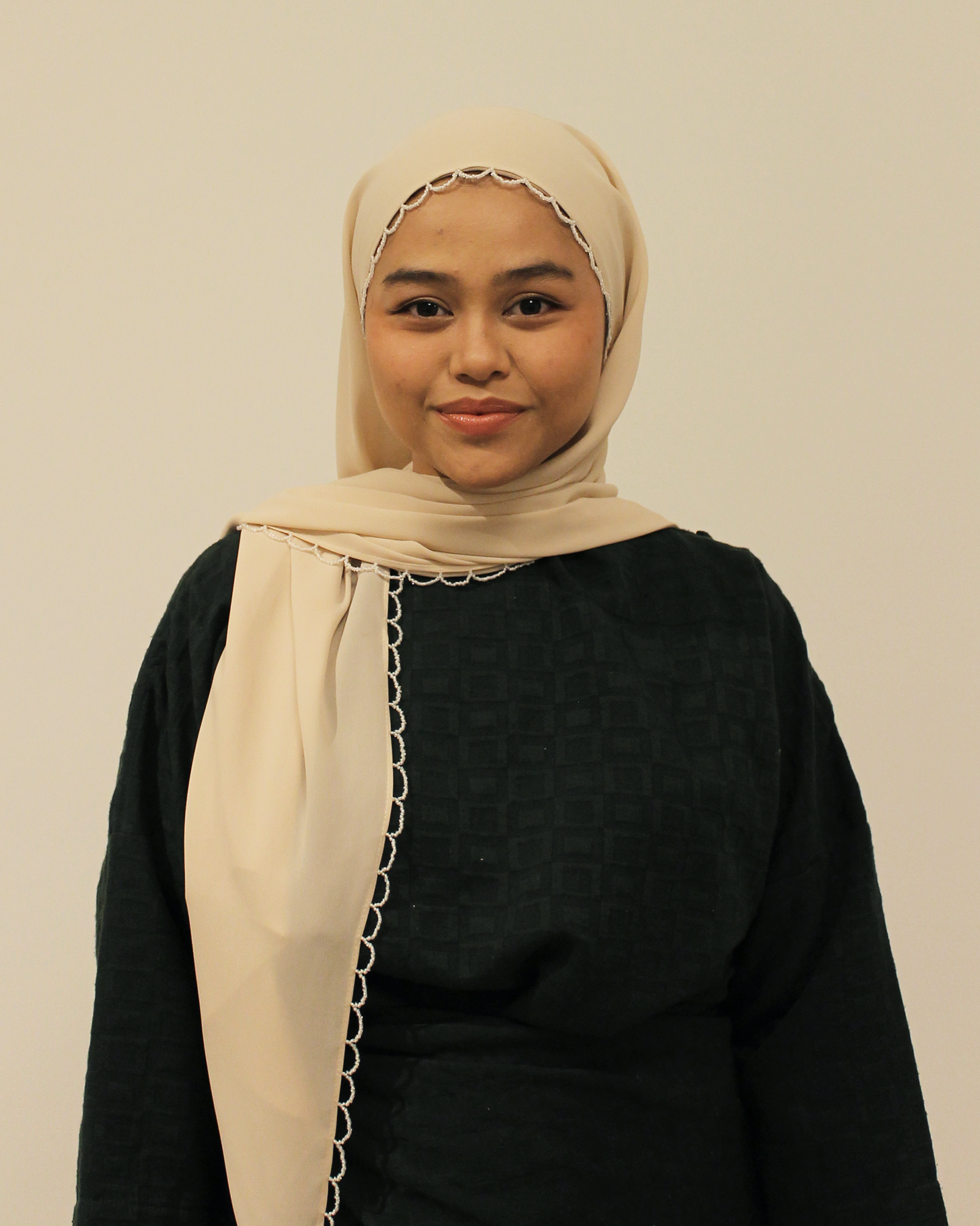 Sylvie Beads Shawl in Beige